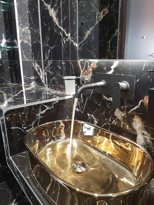 Thesstay Attica Downtown Boutique Apartment Thessaloníki Luaran gambar